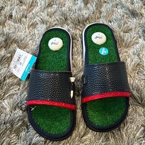 Reef Mulligan Slides golf inspired men’s gift